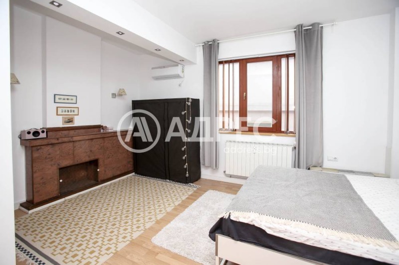 Продава МНОГОСТАЕН, гр. София, Център, снимка 11 - Апартаменти - 53242987