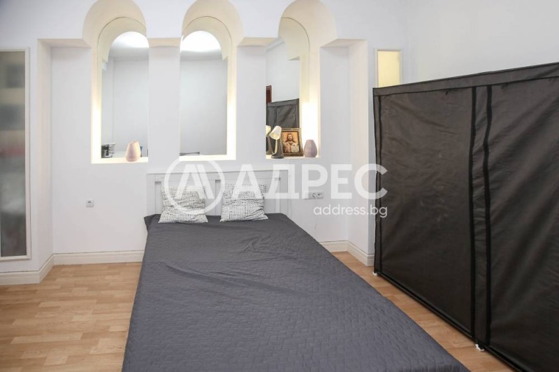 Продава МНОГОСТАЕН, гр. София, Център, снимка 8 - Апартаменти - 53242987