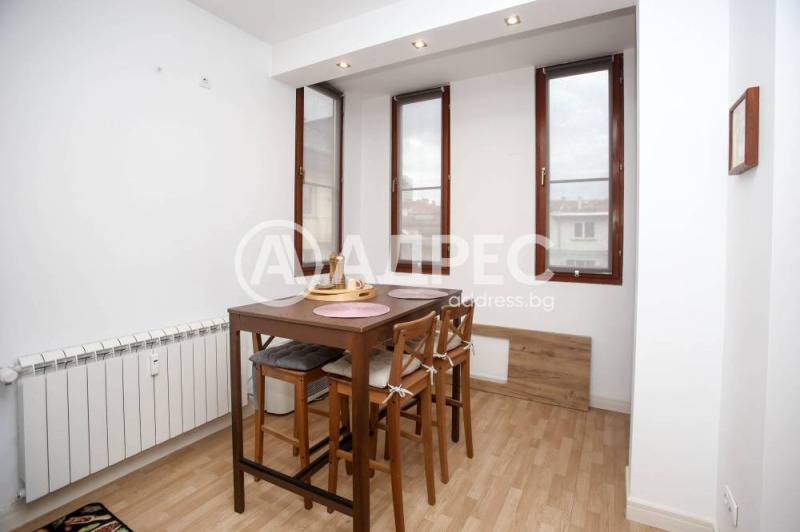 Продава МНОГОСТАЕН, гр. София, Център, снимка 14 - Апартаменти - 53242987