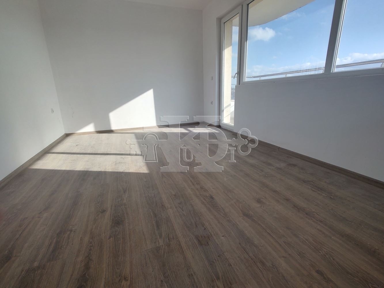 Продава 4-СТАЕН, гр. Добрич, Център, снимка 2 - Апартаменти - 53020831