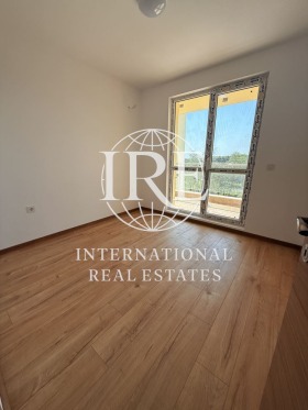 1 chambre Mladost 1, Varna