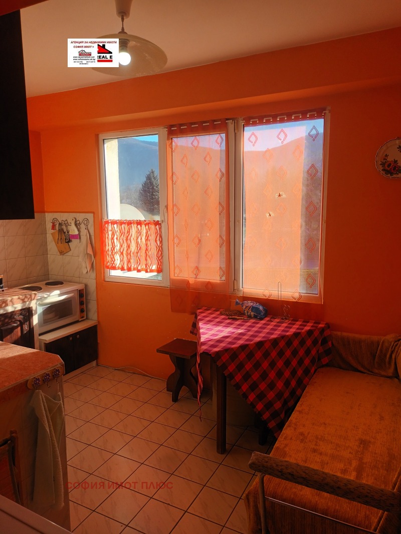 Продава 2-СТАЕН, гр. Правец, област София област, снимка 10 - Апартаменти - 52888061