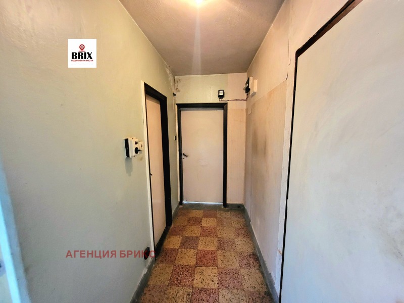 Продава 2-СТАЕН, гр. Русе, Възраждане, снимка 2 - Апартаменти - 53232537