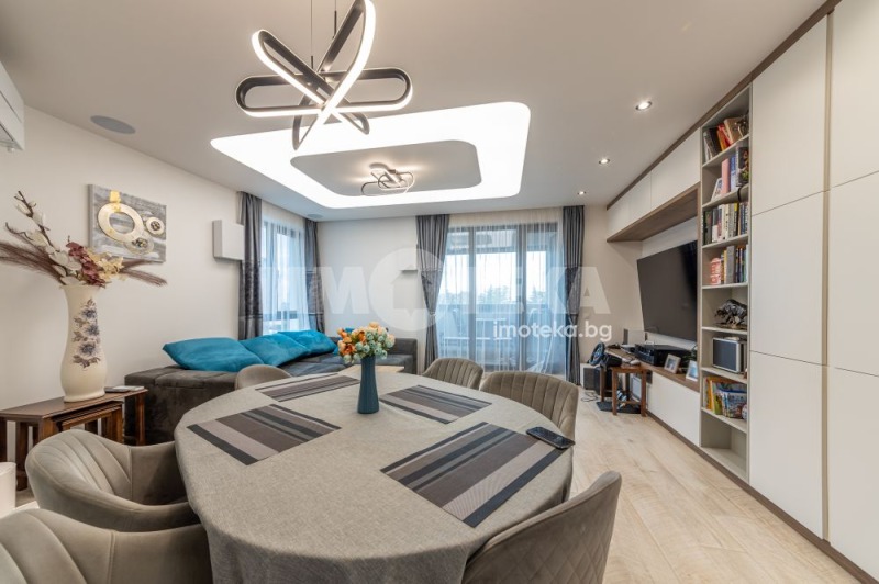 Продава 3-СТАЕН, гр. Варна, Бриз, снимка 11 - Апартаменти - 52279273