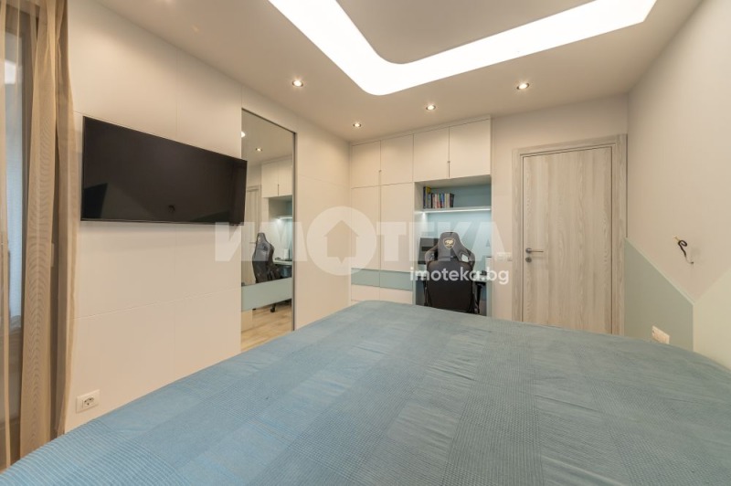 Продава 3-СТАЕН, гр. Варна, Бриз, снимка 15 - Апартаменти - 52279273