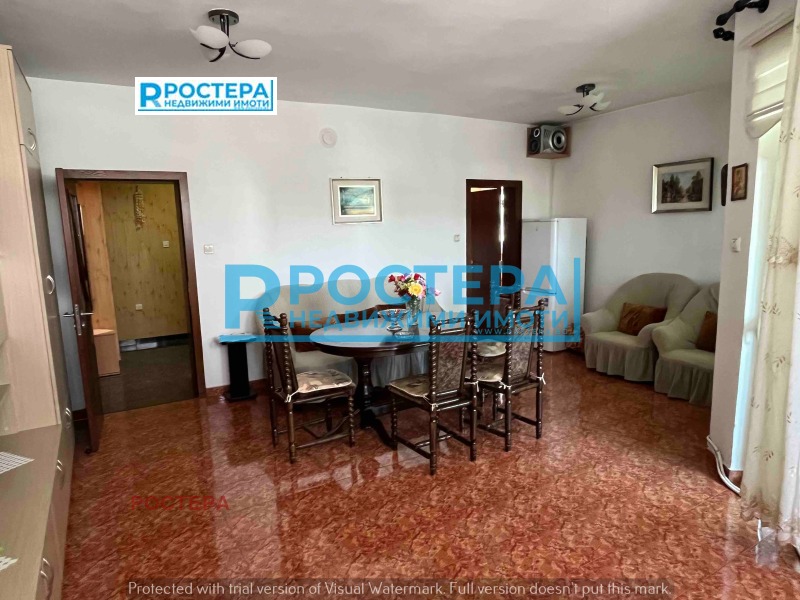 En venta  3 dormitorios Targovishte , Tsentar , 104 metros cuadrados | 13721303