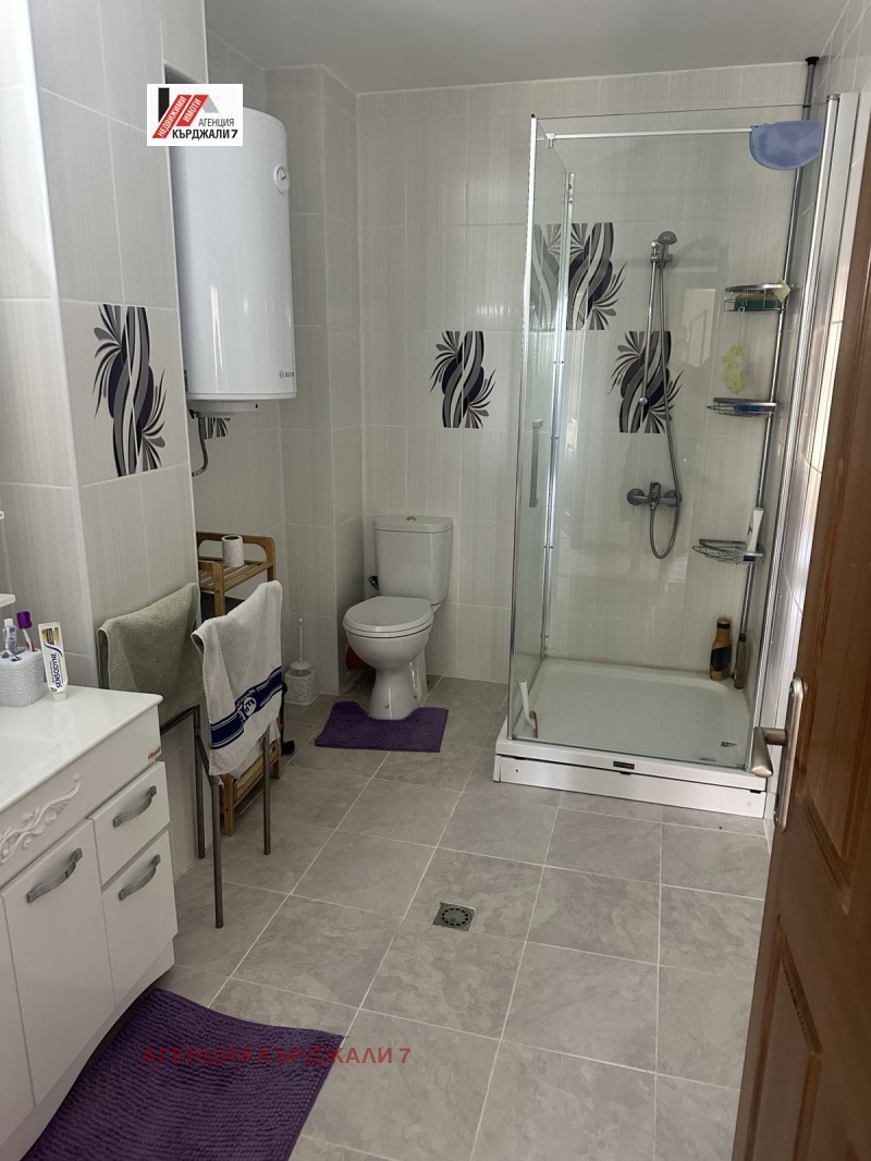 Продава  4-стаен град Кърджали , Студен кладенец , 110 кв.м | 41460092 - изображение [6]