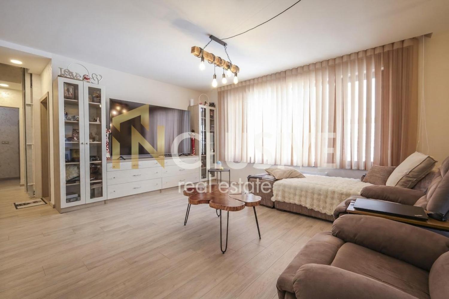 Продава КЪЩА, с. Калиманци, област Варна, снимка 4 - Къщи - 56067522