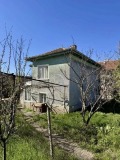 Продава КЪЩА, с. Лобош, област Перник, снимка 1