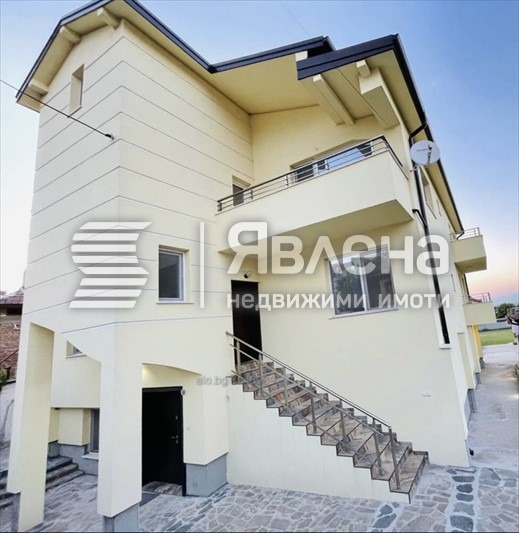 Продава КЪЩА, с. Марково, област Пловдив, снимка 2 - Къщи - 54480521