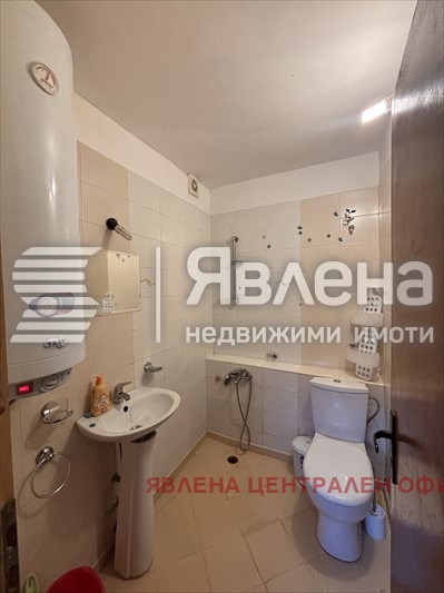 Продава КЪЩА, с. Бенковски, област София област, снимка 12 - Къщи - 56204204