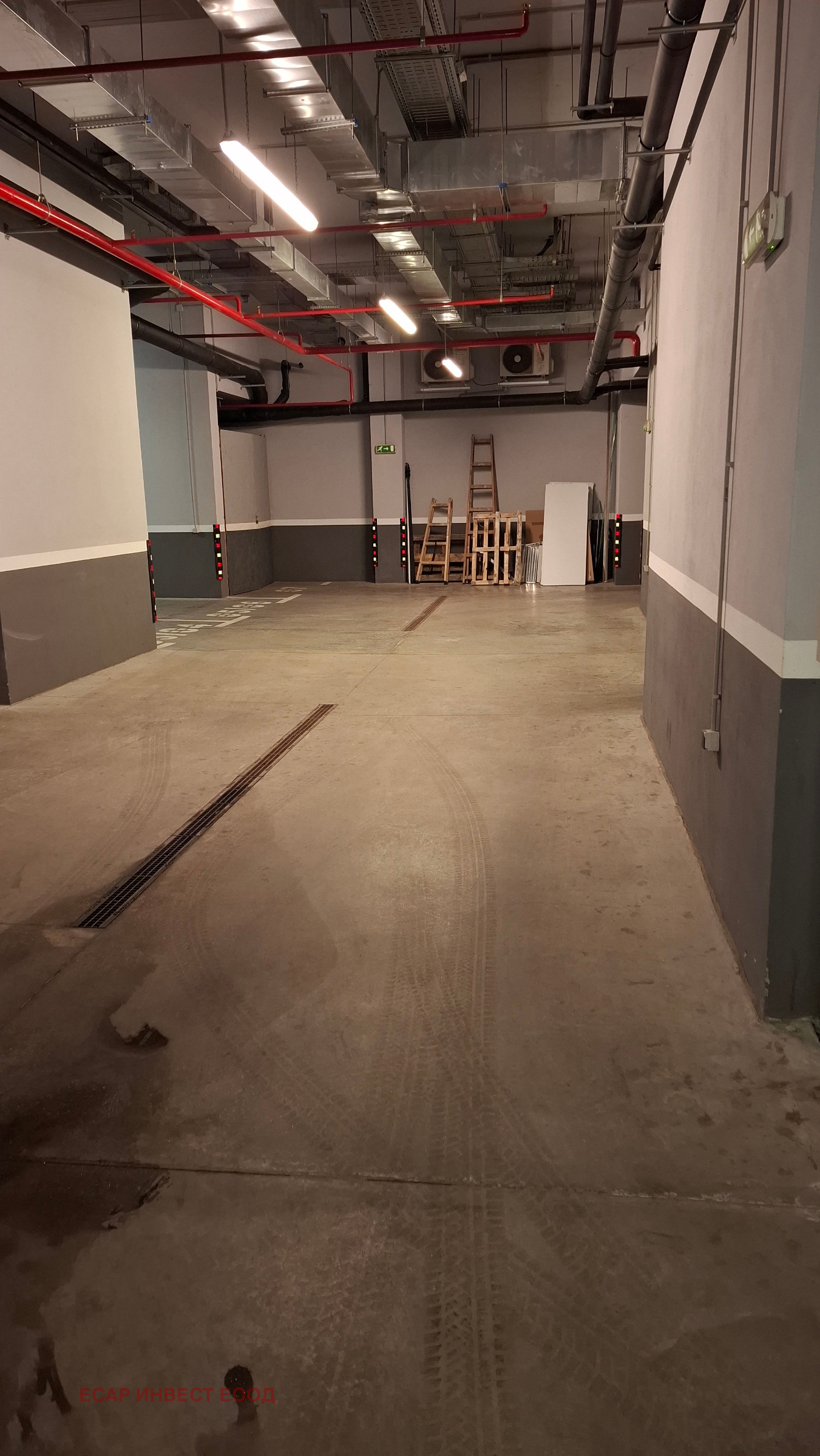 Продава ГАРАЖ, ПАРКОМЯСТО, гр. София, Център, снимка 2 - Гаражи и паркоместа - 54235300