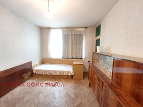 2 Schlafzimmer Diana, Jambol 1