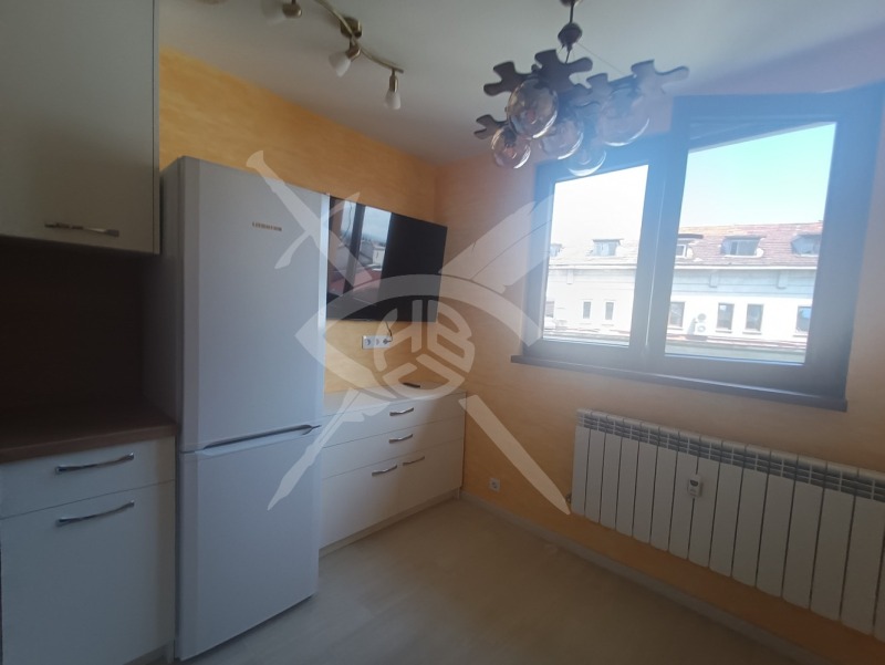 Na prodej  1 ložnice Sofia , Centar , 45 m2 | 47005112 - obraz [4]