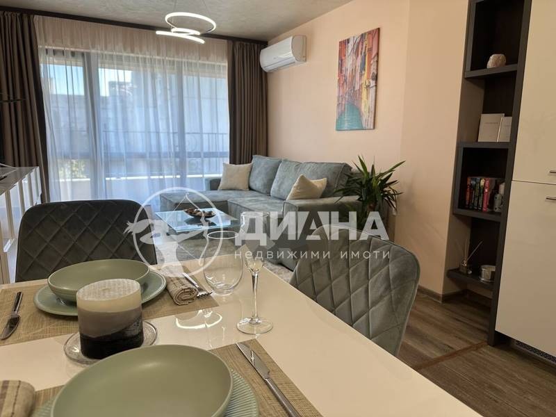 Продава 2-СТАЕН, гр. Пловдив, Младежки Хълм, снимка 1 - Aпартаменти - 48284839