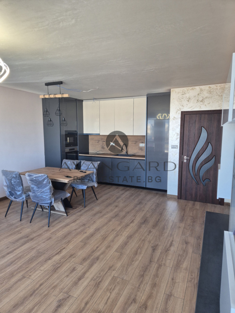 Продава 2-СТАЕН, гр. Пловдив, Остромила, снимка 2 - Апартаменти - 52546447