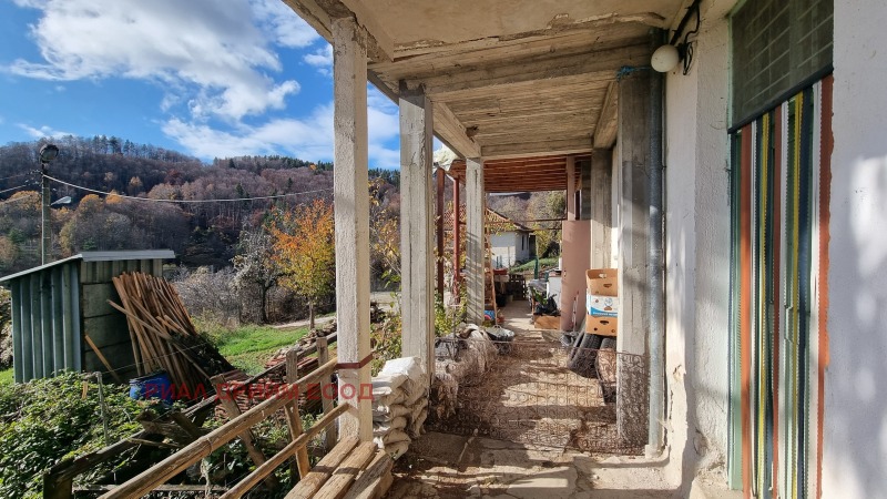 Продава КЪЩА, с. Чокманово, област Смолян, снимка 2 - Къщи - 53302472