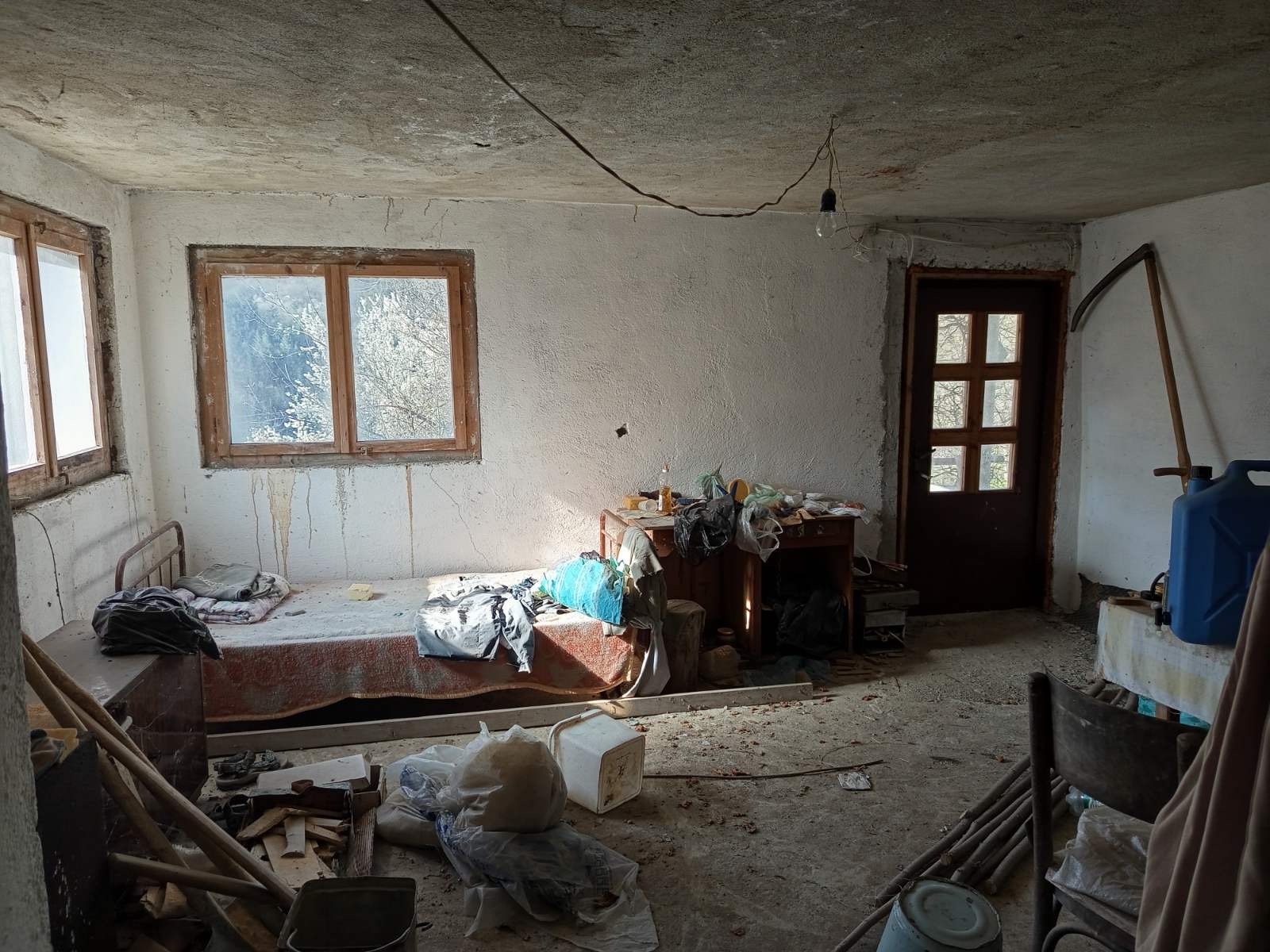 Продава КЪЩА, гр. Своге, област София област, снимка 5 - Къщи - 54379403