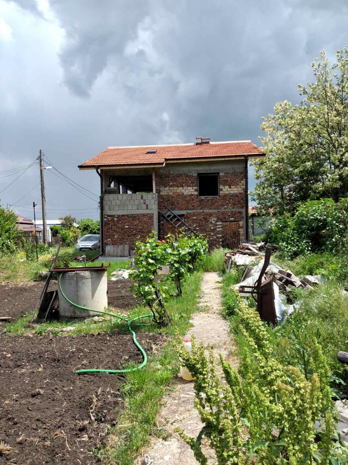 Продава КЪЩА, гр. София, с. Волуяк
