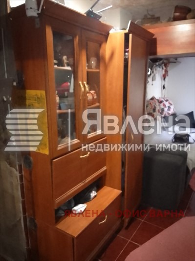 Продава 1-СТАЕН, гр. Варна, Колхозен пазар, снимка 2 - Aпартаменти - 48578437