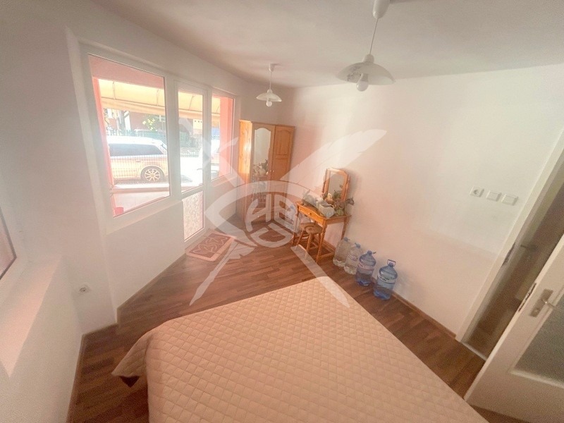 Na sprzedaż  1 sypialnia region Burgas , Primorsko , 92 mkw | 52915875 - obraz [3]