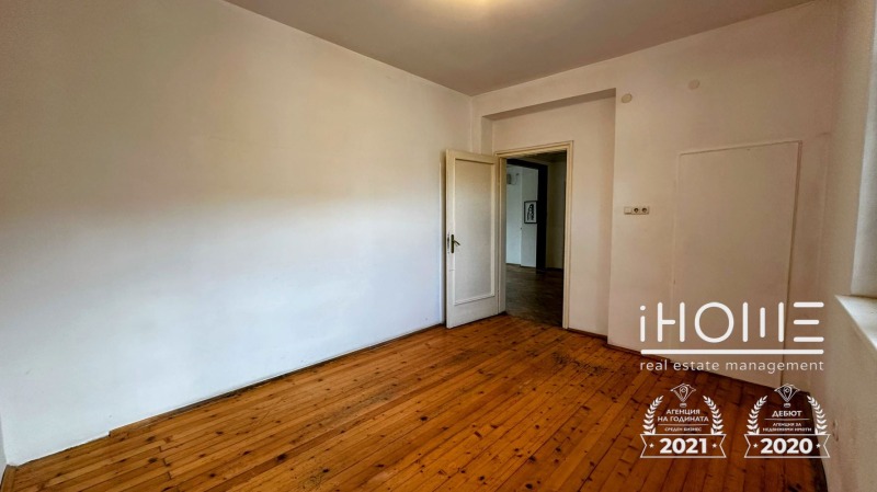 Продава МНОГОСТАЕН, гр. София, Център, снимка 8 - Апартаменти - 52388438