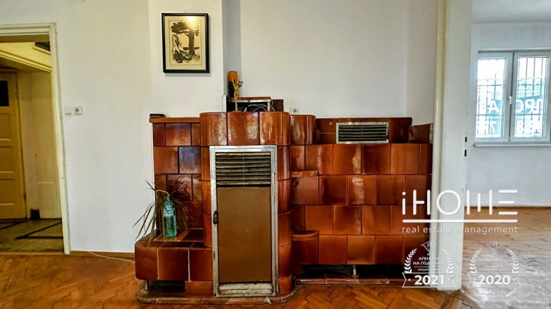 Продава МНОГОСТАЕН, гр. София, Център, снимка 5 - Апартаменти - 52388438