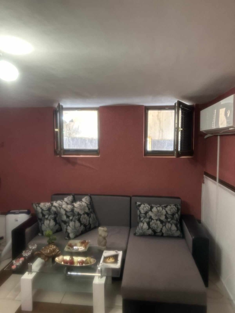 Продава АТЕЛИЕ, ТАВАН, гр. София, Център, снимка 2 - Апартаменти - 52819421