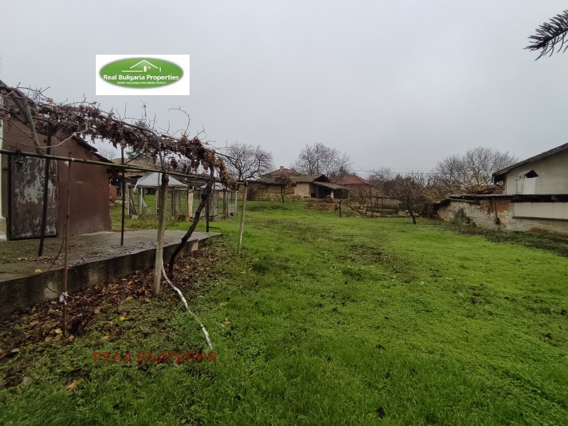 Продава КЪЩА, с. Щръклево, област Русе, снимка 15 - Къщи - 52581911