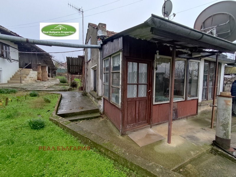 Продава КЪЩА, с. Щръклево, област Русе, снимка 13 - Къщи - 52581911