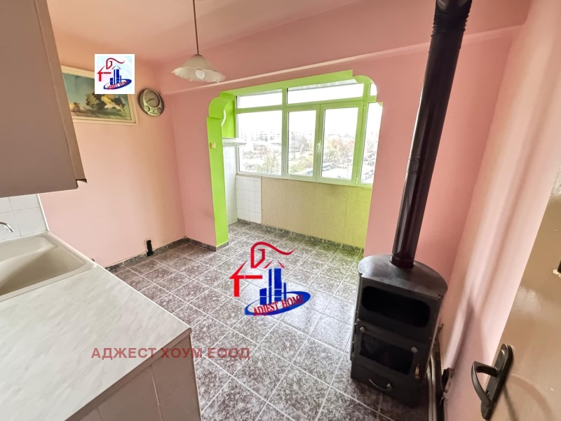 Продава 2-СТАЕН в град Шумен, Тракия - 64 кв.м / 81 806.70 € » 160 000 лв., АДЖЕСТ ХОУМ ЕООД