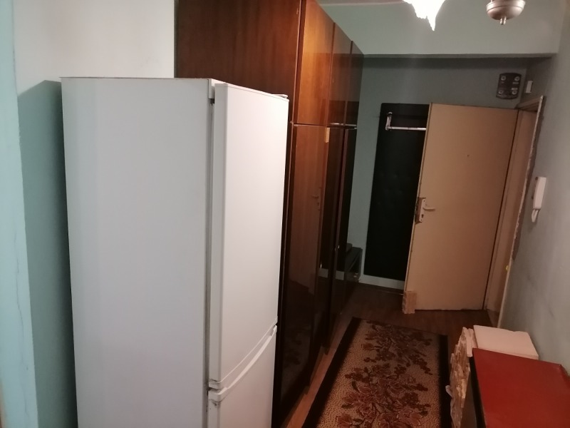 Продава 2-СТАЕН, гр. Пловдив, Кючук Париж, снимка 4 - Aпартаменти - 46817491