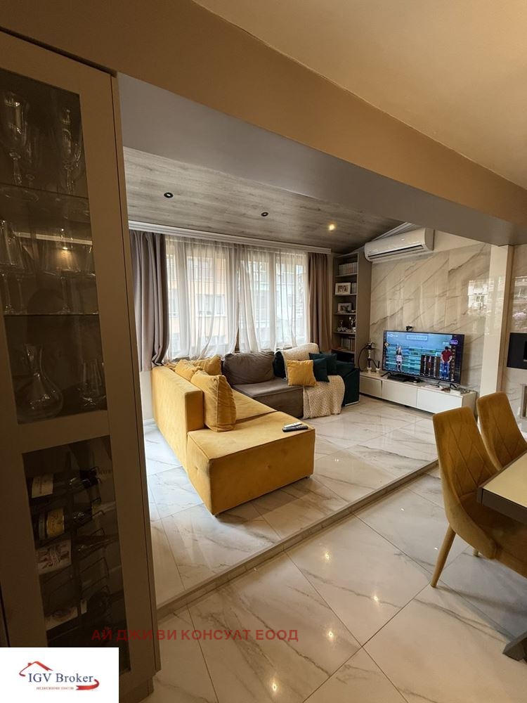 Продава 4-СТАЕН, гр. София, Белите брези, снимка 6 - Апартаменти - 53428985