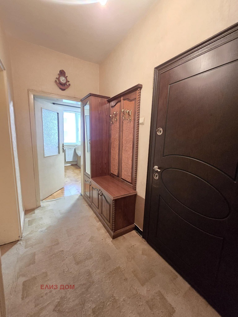 Продава ЕТАЖ ОТ КЪЩА, гр. Варна, Левски 2, снимка 8 - Етаж от къща - 52375210