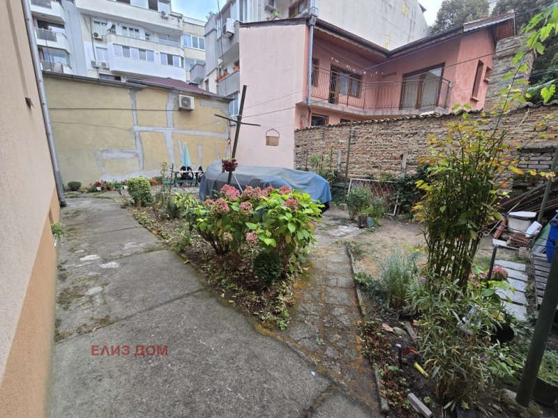 Продава ЕТАЖ ОТ КЪЩА, гр. Варна, Левски 2, снимка 11 - Етаж от къща - 52375210