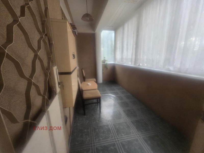 Продава ЕТАЖ ОТ КЪЩА, гр. Варна, Левски 2, снимка 7 - Етаж от къща - 52375210