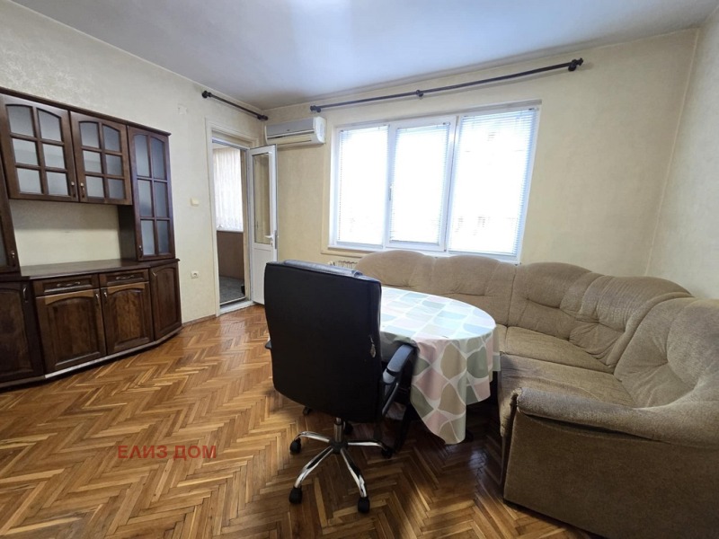 Продава ЕТАЖ ОТ КЪЩА, гр. Варна, Левски 2, снимка 3 - Етаж от къща - 52375210