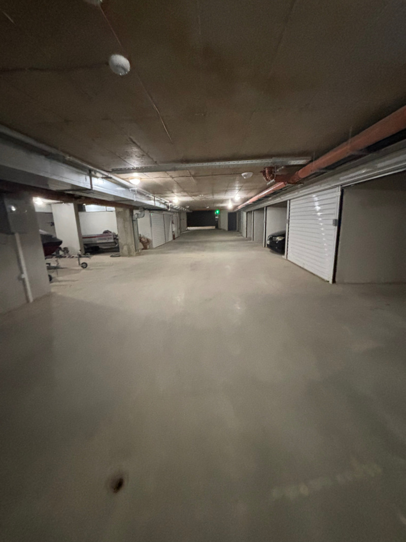 Продава ГАРАЖ, ПАРКОМЯСТО, гр. Пловдив, Център, снимка 2 - Гаражи и паркоместа - 53322900