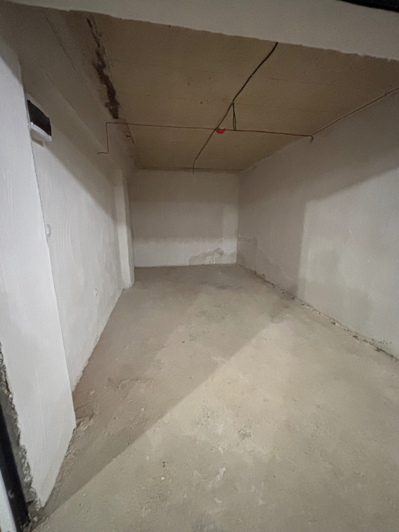 Продава ГАРАЖ, ПАРКОМЯСТО, гр. Пловдив, Център, снимка 3 - Гаражи и паркоместа - 53322900