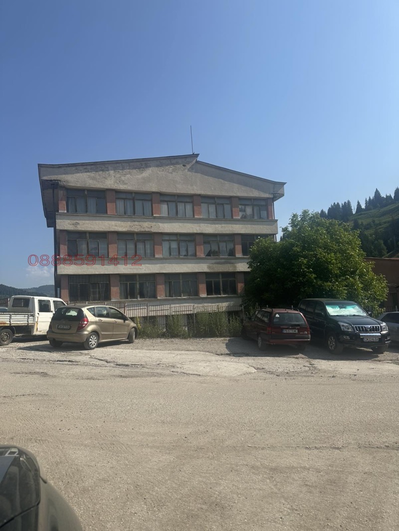 Продава ФАБРИКА/ЗАВОД в област Смолян, гр. Чепеларе - 57287 кв.м / 6 500 000 € » 12 712 895.00 лв.