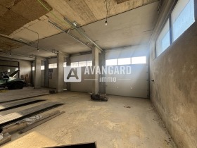 ПРОМ. ПОМЕЩЕНИЕ, 237 m2