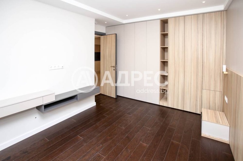 Te koop  2 slaapkamers Sofia , Tsentar , 187 m² | 37041091 - afbeelding [8]