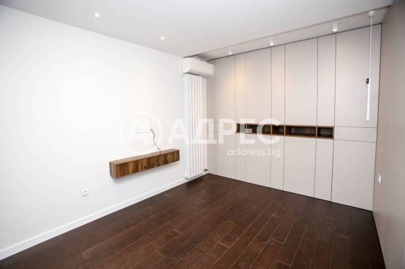 Te koop  2 slaapkamers Sofia , Tsentar , 187 m² | 37041091 - afbeelding [10]