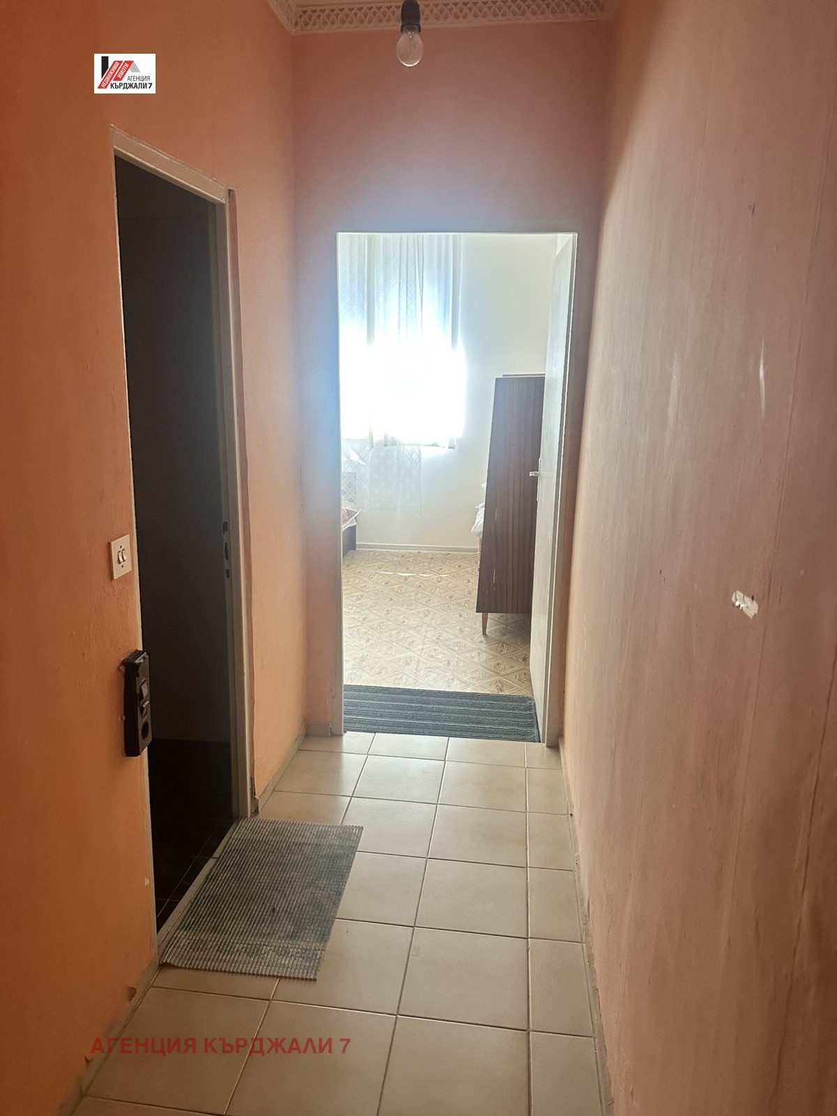 Продава МНОГОСТАЕН, гр. Кърджали, Възрожденци, снимка 13 - Апартаменти - 55554741