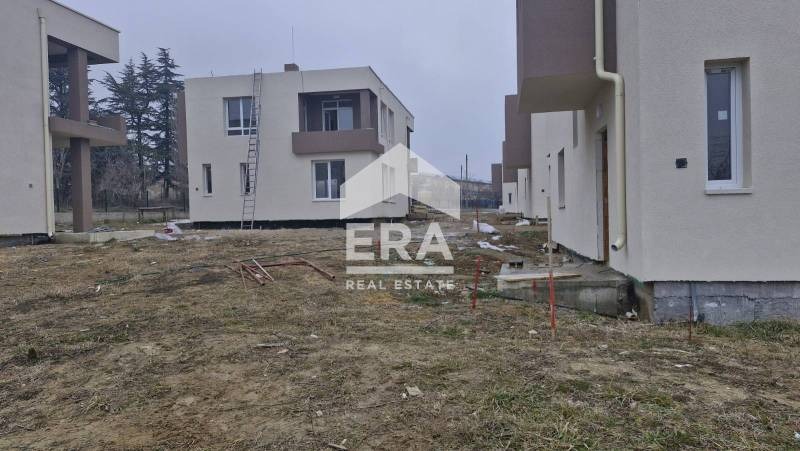 Продава КЪЩА, гр. Варна, м-т Боровец - юг, снимка 17 - Къщи - 49315543