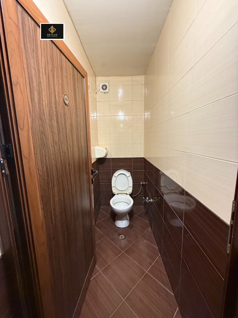 Продава ЗАВЕДЕНИЕ, с. Караманци, област Хасково, снимка 3 - Заведения - 52687560