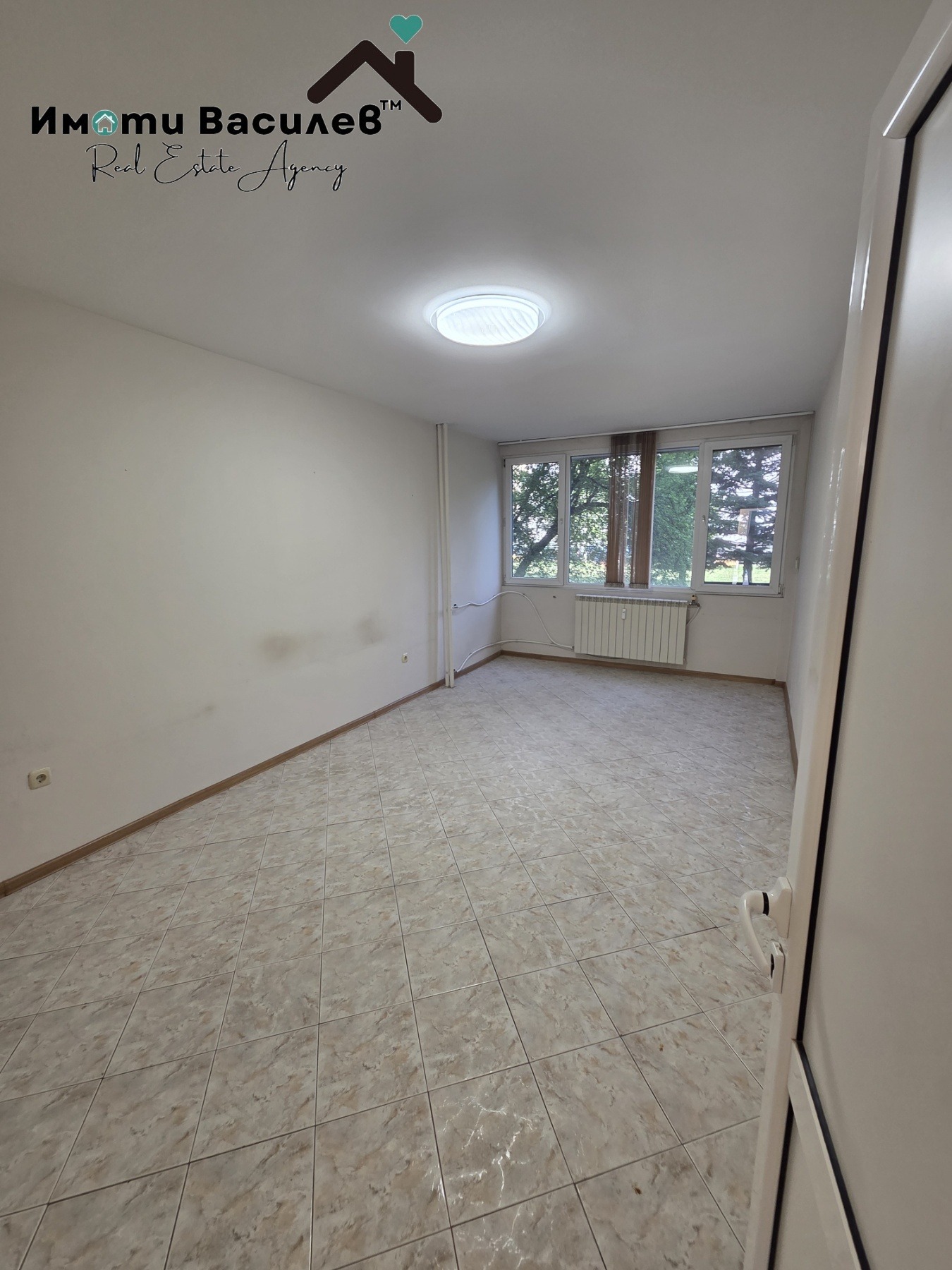 Продава 3-СТАЕН, гр. Перник, Изток, снимка 3 - Апартаменти - 54831824