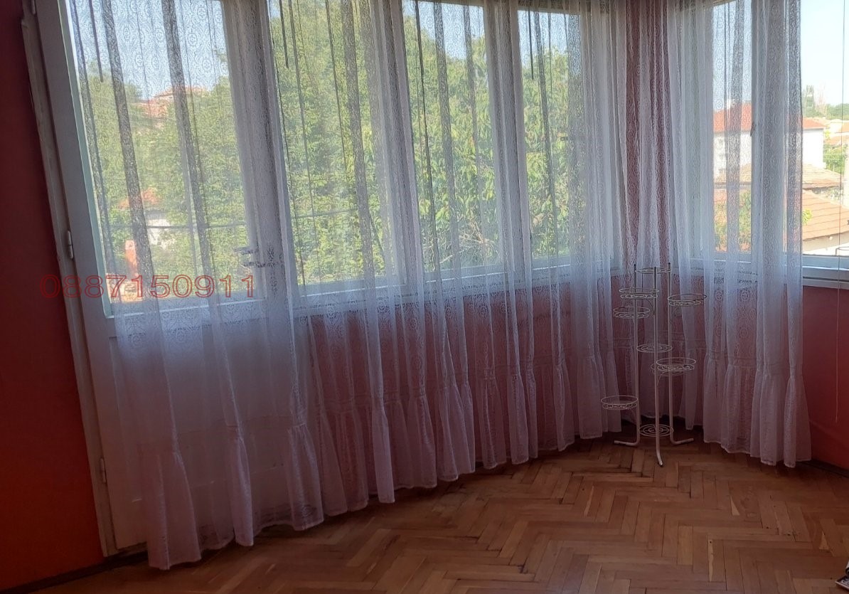 Продава ЕТАЖ ОТ КЪЩА, гр. Разград, Житница, снимка 3 - Етаж от къща - 54262504