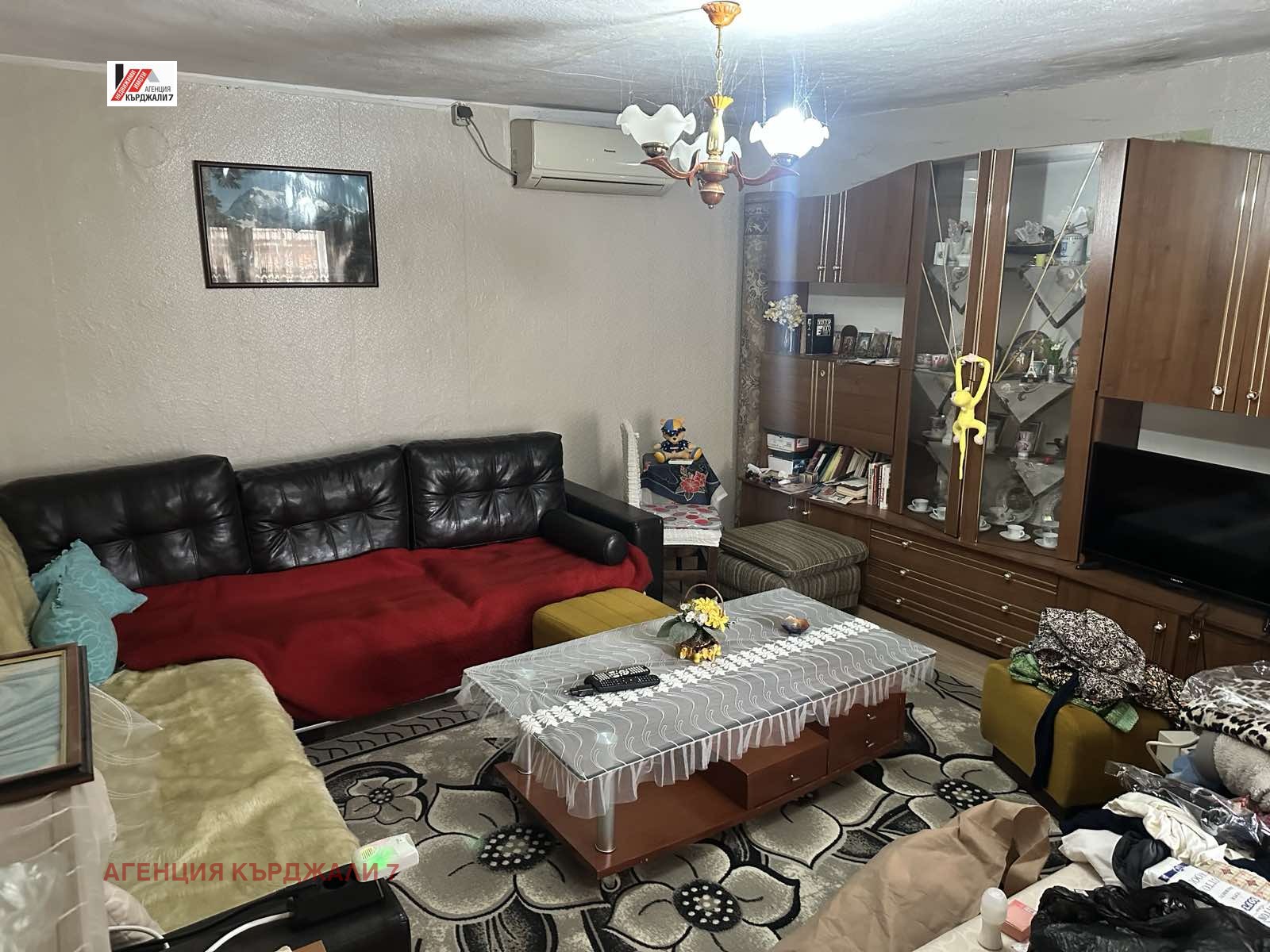 Продава КЪЩА, гр. Кърджали, Център, снимка 5 - Къщи - 53654370