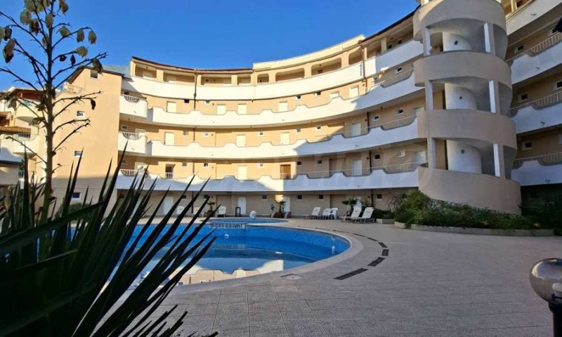 Продава 1-СТАЕН в област Бургас, к.к. Слънчев бряг - 47 кв.м / 51 000 € » 99 747.33 лв., СУПРИММО - БУРГАС